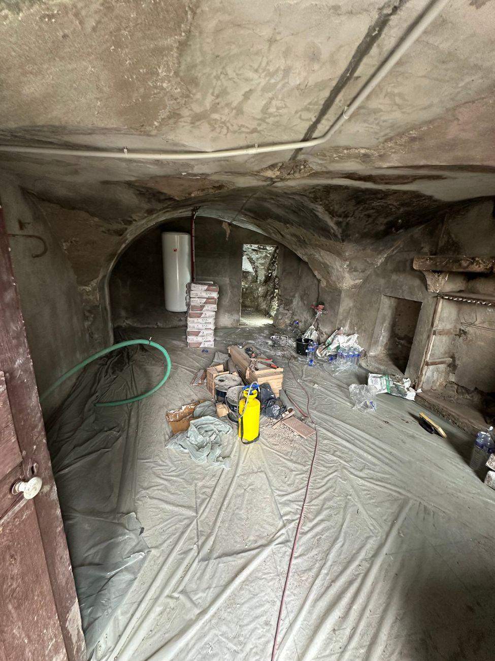 Cave voûtée : avant travaux