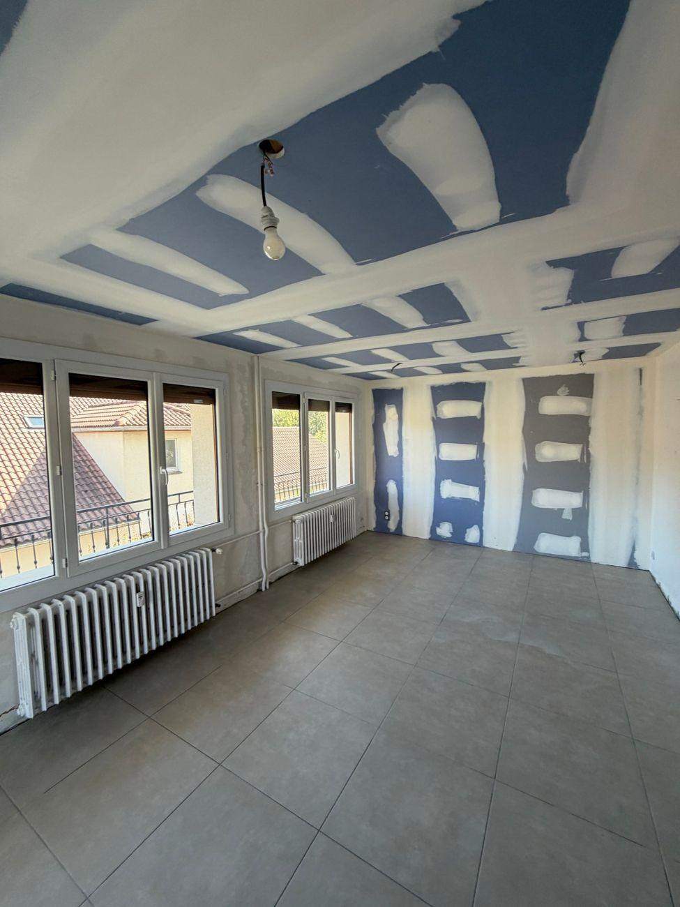 Plafond et murs en plaques de plâtre