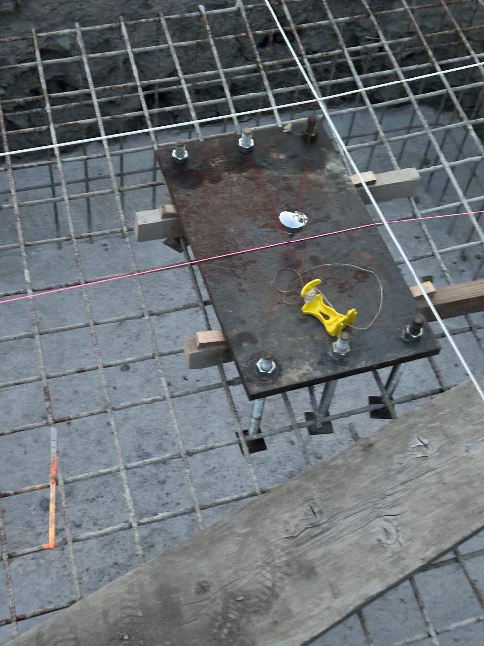Platine d'ancrage sur ferraillage
